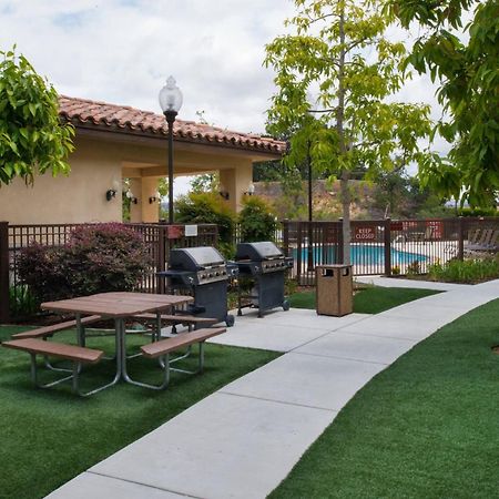 Towneplace Suites Thousand Oaks Ventura County Exterior foto